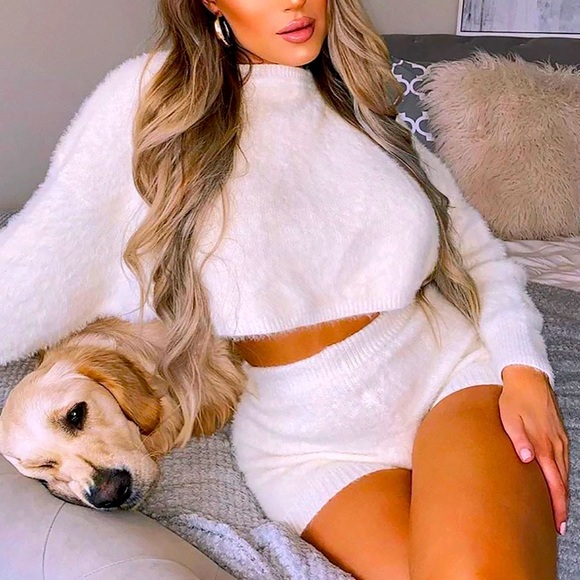 Short Set Angora Feathered feeling sweater Set 2pc ZARA so cozy! - Picture 3 of 6